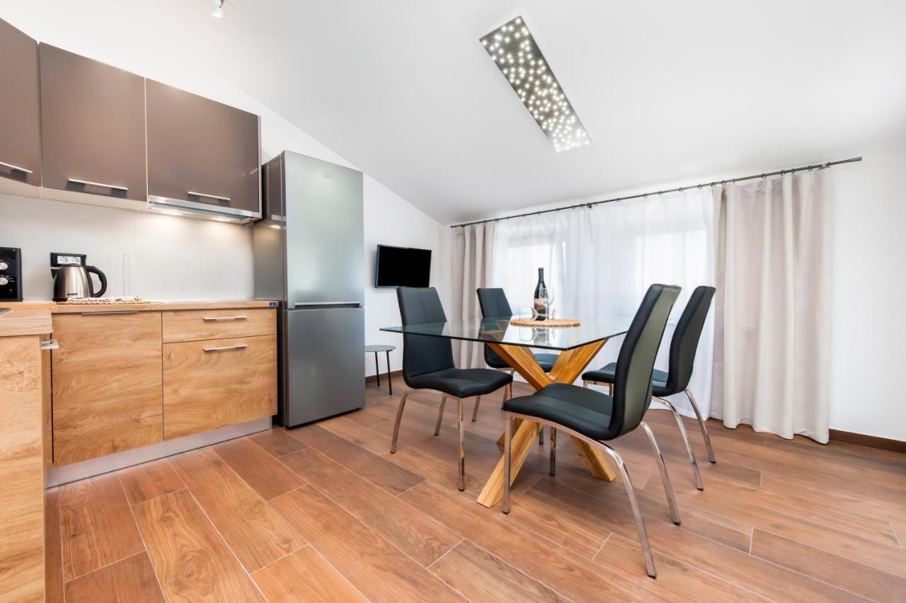 Apartments Sanja-New Renovated Rovinj Exterior photo